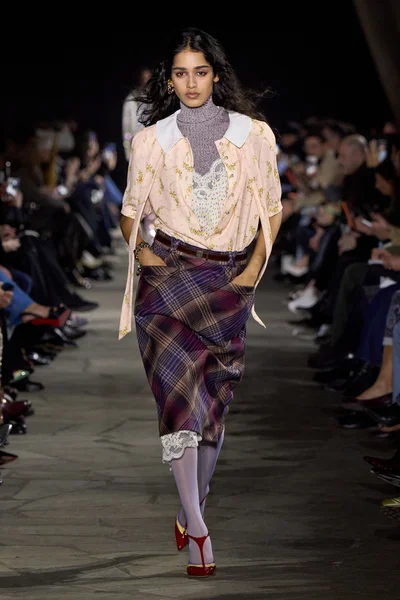 Look 6